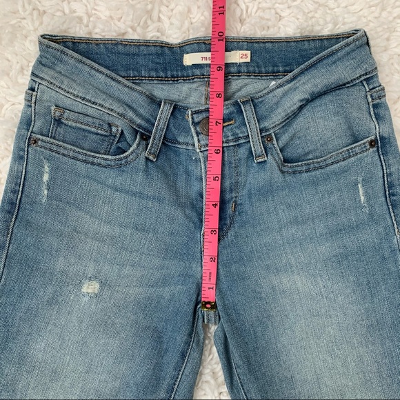 Levi's 711 Light Wash Mid Ride Straight Leg Denim Sz 25 - Picture 9 of 11